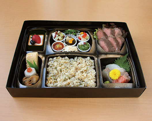 ステーキと季節のおかず